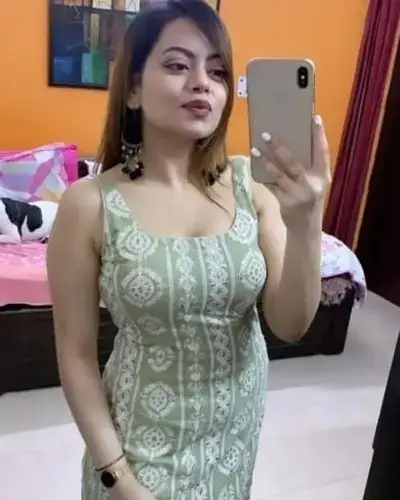Call Girl in Dergaon